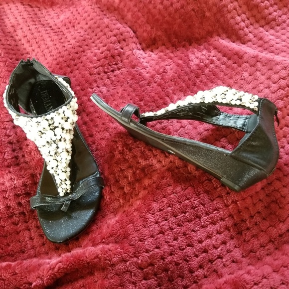 Beaded Sandles - Picture 4 of 4